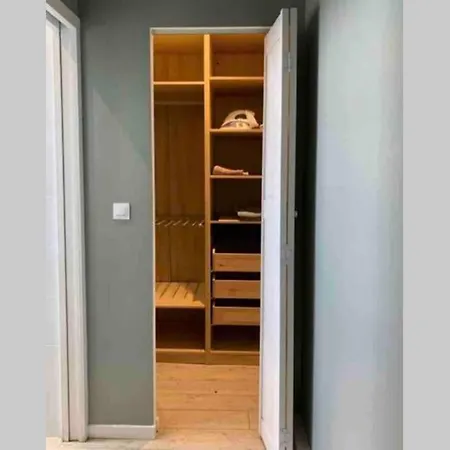Le Saint-ladre Apartment